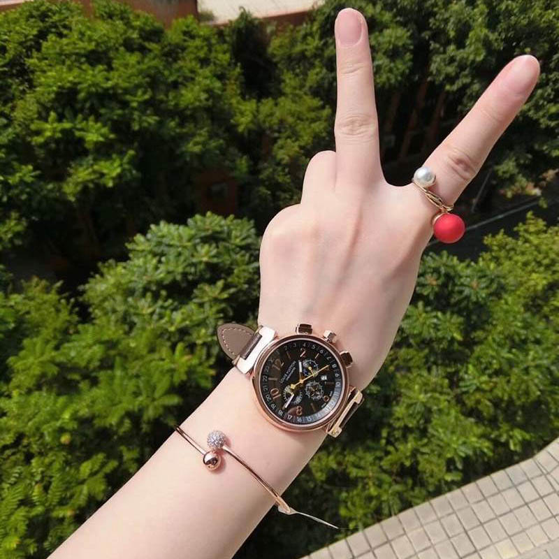 稀少 ルイヴィトン 時計  タンブール ストリート ダイバー 偽物 モノグラム 33mm vuy88476人気