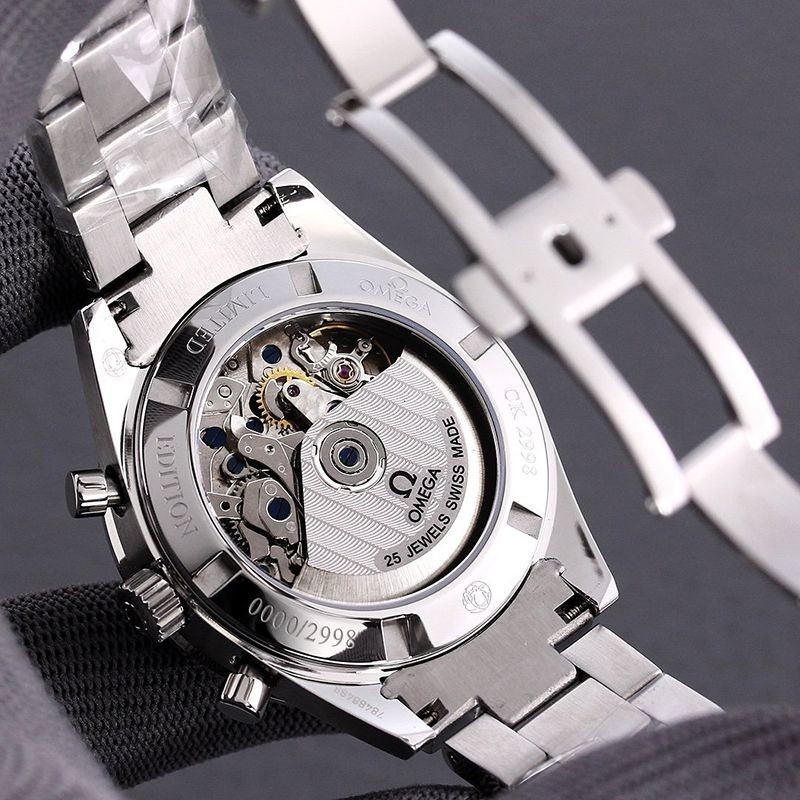 日本未入荷オメガ スピードマスター スーパーコピー★プロフェッショナル ムーンウォッチ 42mm 2色 311.30.42.30.01.006代引きを販売