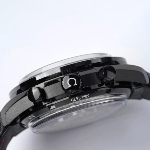 人気オメガ スピードマスター コピー★ムーンウォッチ ダーク サイド オブ ムーン ピッチ ブラック 44.2mm 311.92.44.51.01.004高い品質