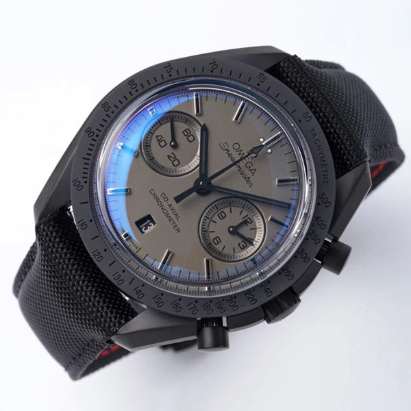 定番オメガ スピードマスター 偽物★ムーンウォッチ ダーク サイド オブ ムーン ブラック ブラック 44.2mm 311.92.44.51.01.005通販