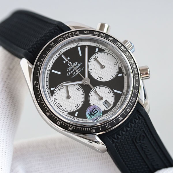 21AW新作オメガ 偽物 スピードマスター レーシング 自動巻き 40mm 326.32.40.50.01.002通販