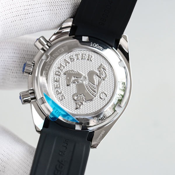入手困難オメガ スピードマスター レーシング スーパーコピー 40mm 326.32.40.50.02.001激安送料無料