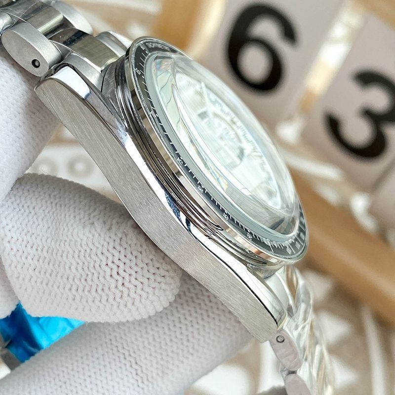 欲しい♡超限定♪オメガ スピードマスター コピー レーシング マスター クロノメーター 44.25mm 329.33.44.51.04.001N級品