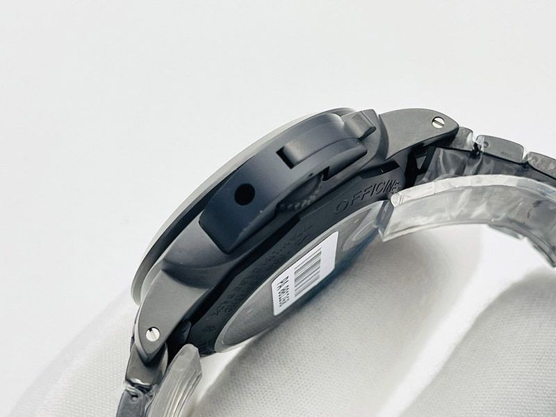 大人気♪パネライ ルミノール1950 3デイズ GMT コピートゥットネロ PAM00437人気