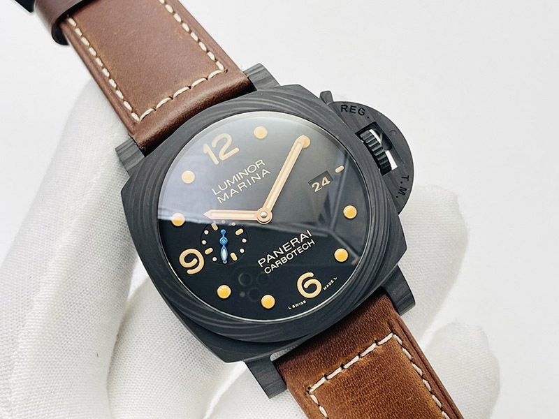 パネライ ルミノールマリーナ1950 カーボテック 3デイズ オートマティック PAM00661通販