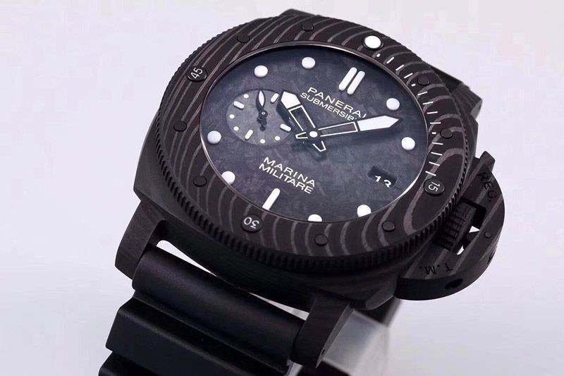 関税なしSIHH 2019 パネライ サブマーシブル ルナ・ロッサ偽物 47MM PAM01039N級品