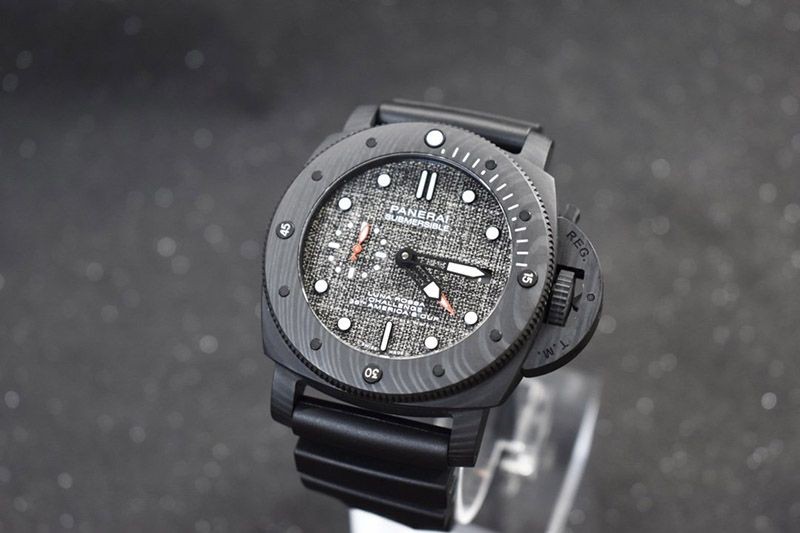 世界限定1036本 パネライ サブマーシブル ルナ・ロッサ偽物N級品 PAM01038高い品質