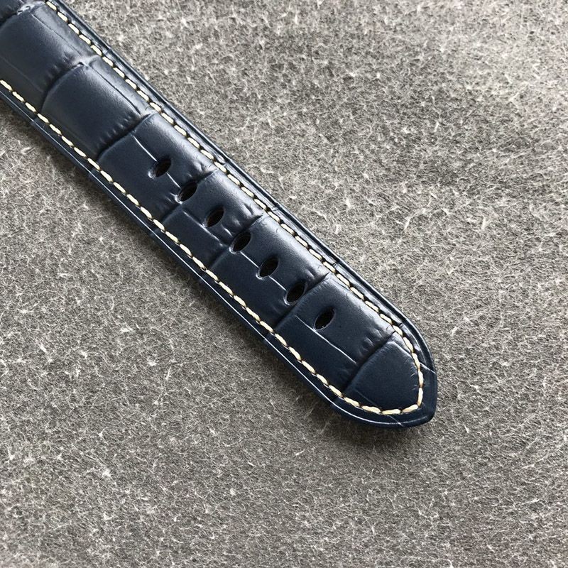 色鮮やかなブルー文字盤が人気！パネライ ルミノール GMT コピー PAM1033品質保証