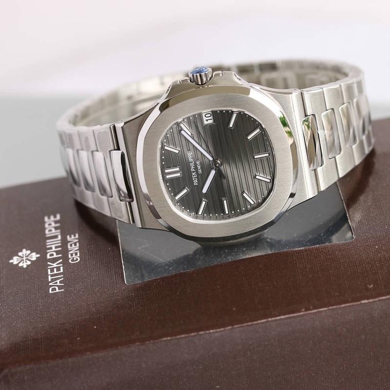 パテックフィリップ ノーチラス コピー 2色 約40mm pab47795通販