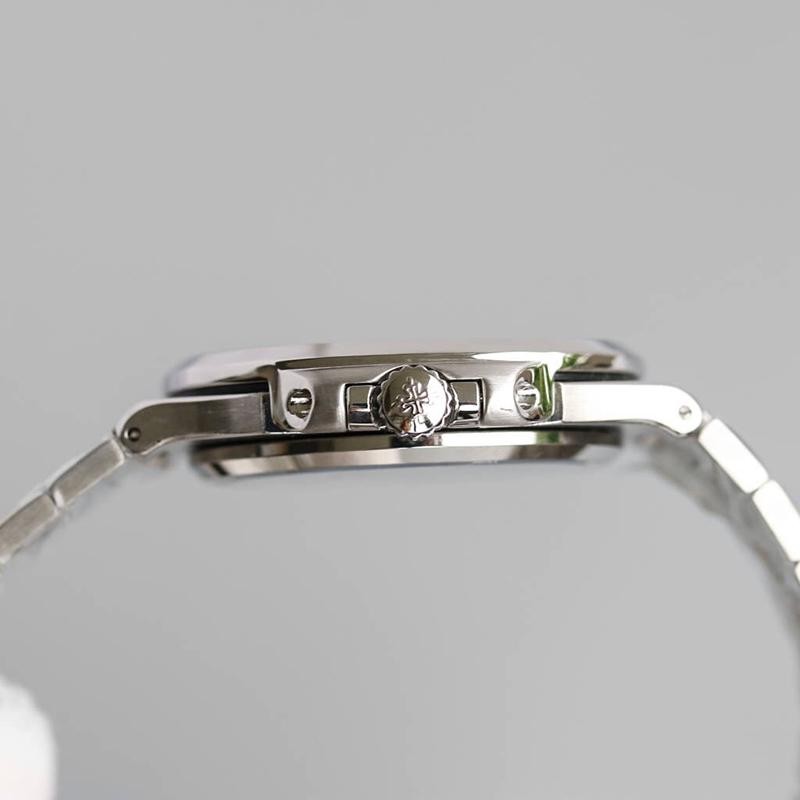 パテックフィリップ ノーチラス コピー 2色 約40mm pab47795N級品
