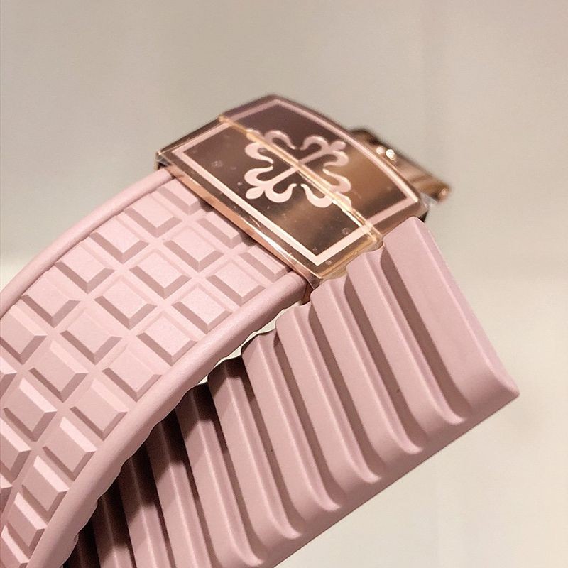 大人気！パテックフィリップ 偽物 アクアノートルーチェ★ピンク ローズゴールド pac70453代引きを販売