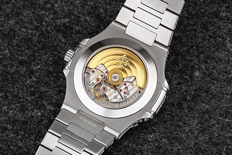 争奪戦パテックフィリップ ノーチラス アニュアルカレンダー 偽物 全面ダイヤ 約40.5mm pal64778N級品