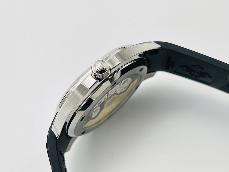 パテックフィリップ アクアノートルーチェ 偽物★ブラック ステンレス paq83027人気