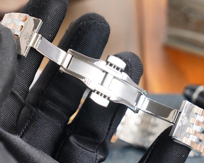 新作パテックフィリップ カラトラバ 偽物 レリーフ腕時計 2色 約40.0mm pat67702代引きを販売