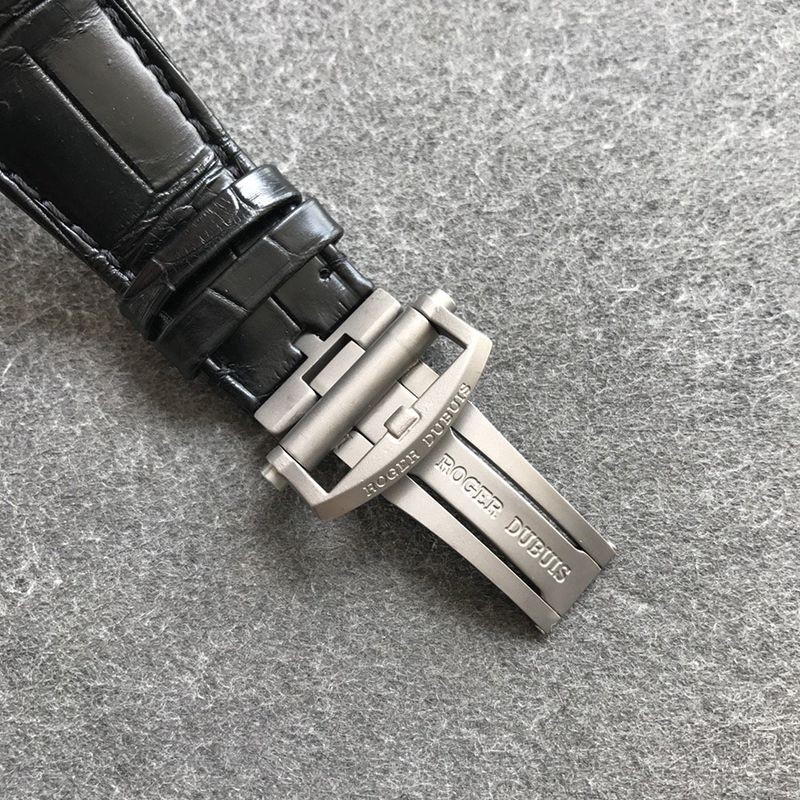 人気急上昇ロジェデュブイ 偽物 エクスカリバー45 DBEX0544代引きを販売