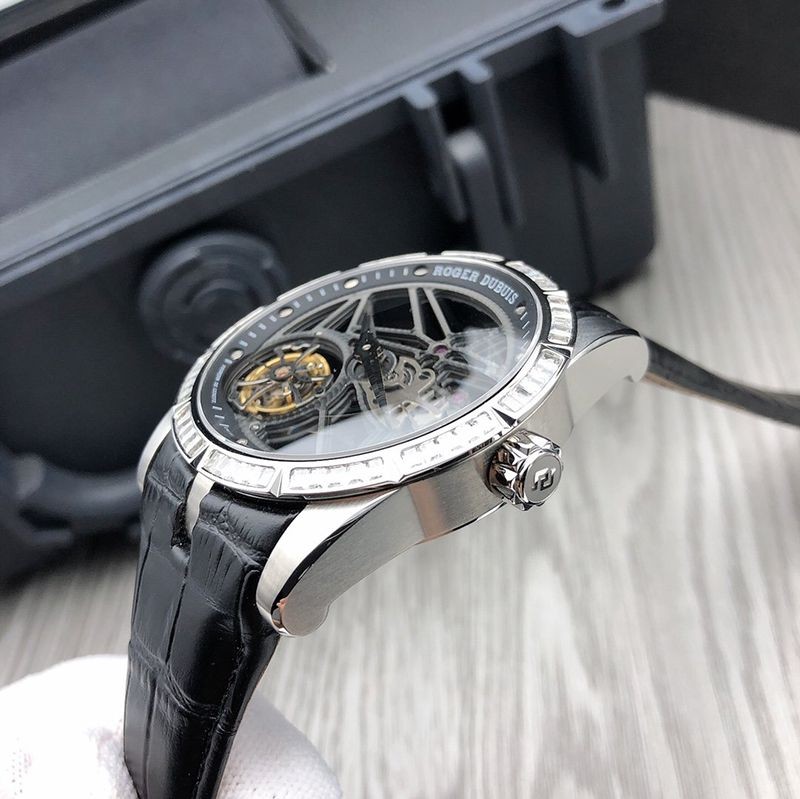 最安値挑戦ロジェデュブイ スーパーコピー エクスカリバー トゥールビヨン 45.0mm rof70822N級品