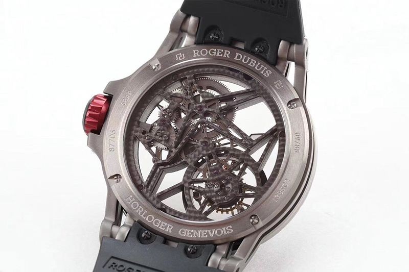 人気急上昇ロジェデュブイ コピー エクスカリバー スパイダー チタン 45MM roj01000N級品