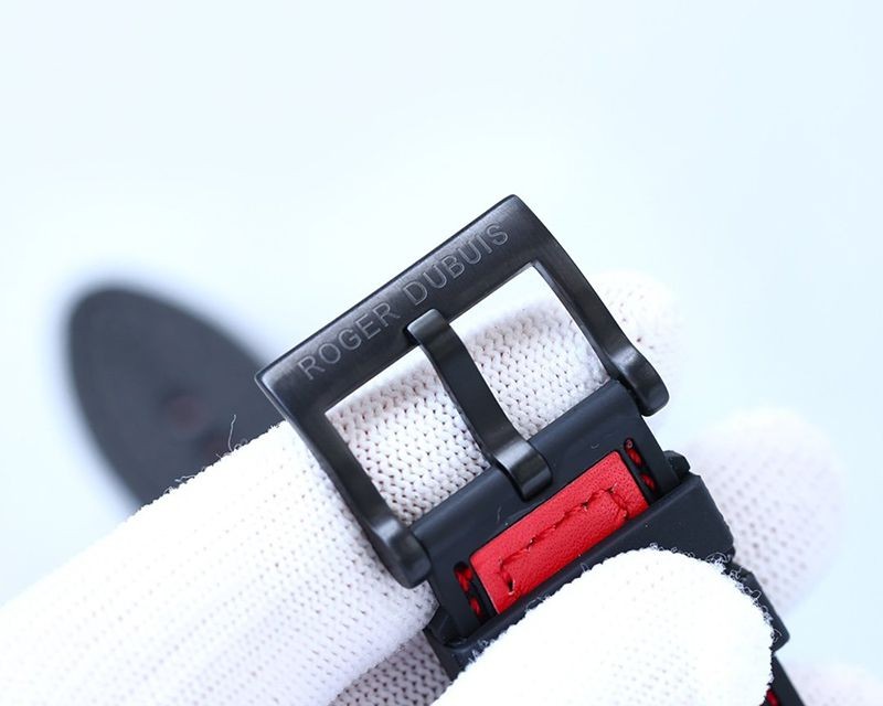 【日本未発売】ロジェデュブイ エクスカリバー 偽物 スパイダー カーボン ブラック/レッド 45MM RDDBEX0573 rol81335品質保証