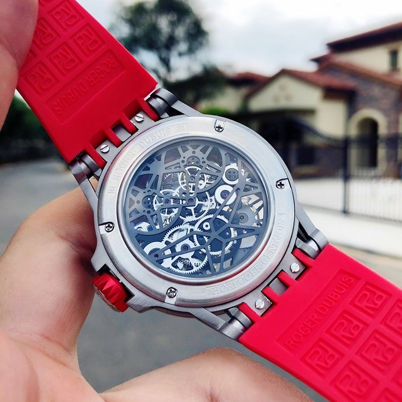 関税負担なしロジェデュブイ エクスカリバー スパイダーウラカン 偽物 自動巻き レッド 47MM roo19202代引きを販売