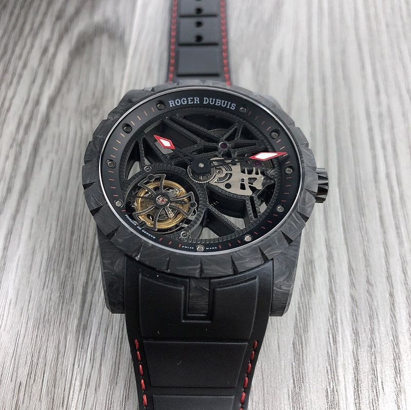 ★関税/送料込★ロジェデュブイ 偽物 エクスカリバー スパイダー カーボン 42MM rop39693最高級