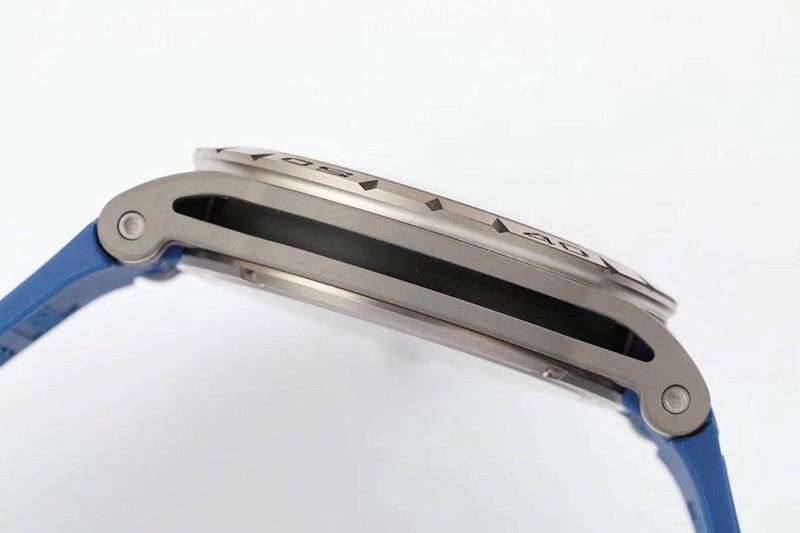 【即発】ロジェデュブイ エクスカリバー スパイダー チタン 偽物 45MM roq62219最高級