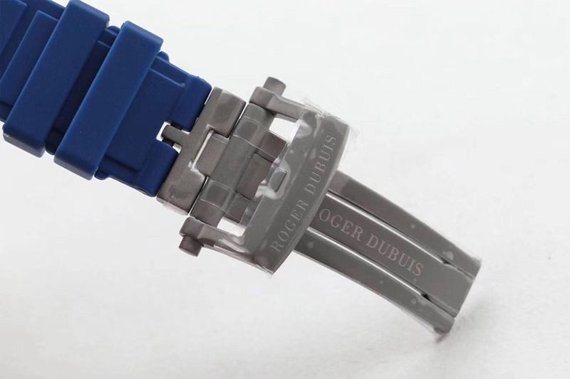 【即発】ロジェデュブイ エクスカリバー スパイダー チタン 偽物 45MM roq62219代引きを販売