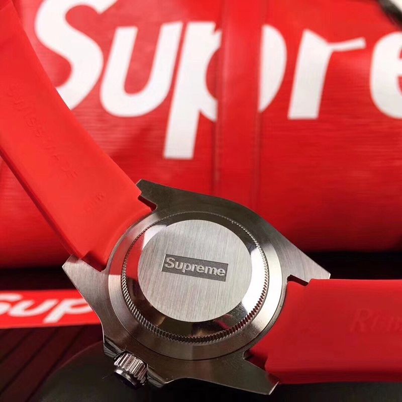 【日本未発売】シュプリーム × ロレックス スーパーコピー 世紀 コラボ★自動巻き 文字盤には真紅で「FUCK EM」 114060A最高級