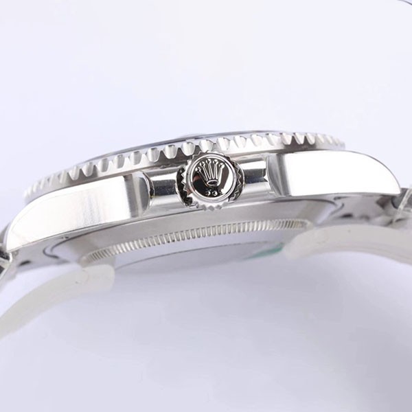 世界中で大人気♪ロレックス サブマリーナ デイト41mm コピー ホワイトゴールド メンズ 自動巻き 126619LB人気