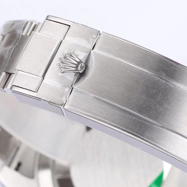 世界中で大人気♪ロレックス サブマリーナ デイト41mm コピー ホワイトゴールド メンズ 自動巻き 126619LBN級品