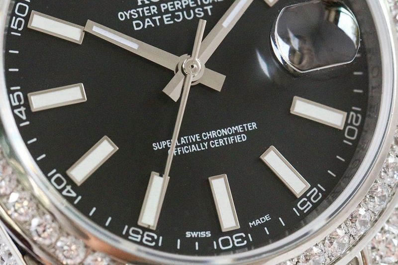 [送料無料] ロレックス 腕時計 コピー デイトジャスト 41MM ブラック メンズ 全面ダイヤ rob06182人気