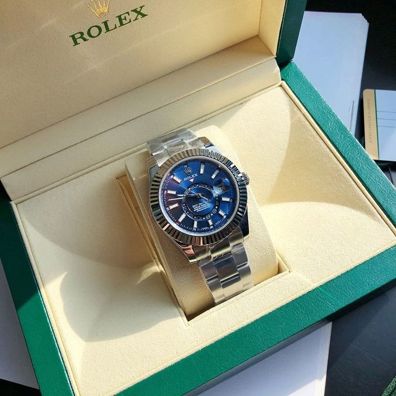 ロレックス スカイドゥエラー 偽物 42MM 自動巻き rob66300激安送料無料