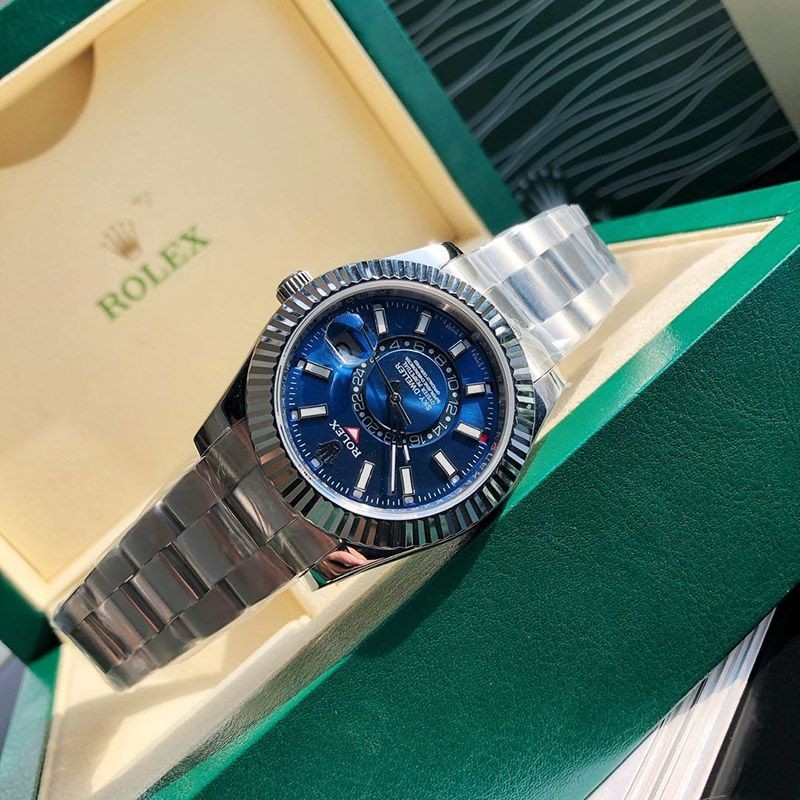 ロレックス スカイドゥエラー 偽物 42MM 自動巻き rob66300人気