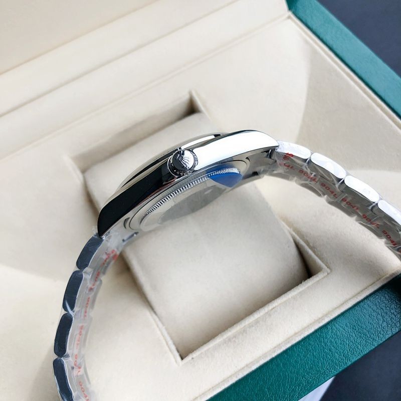 希少色 ロレックス 時計 スーパーコピー オイスターパーペチュアル 41mm roe22537人気