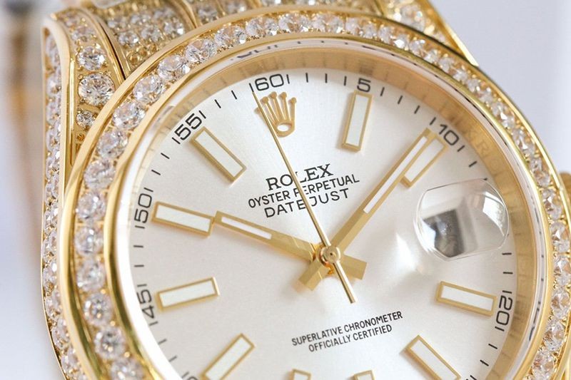 人気No1 ロレックス スーパーコピー 時計 デイトジャスト 41MM ホワイト ダイヤモンドベゼル 18K  roo38140高い品質