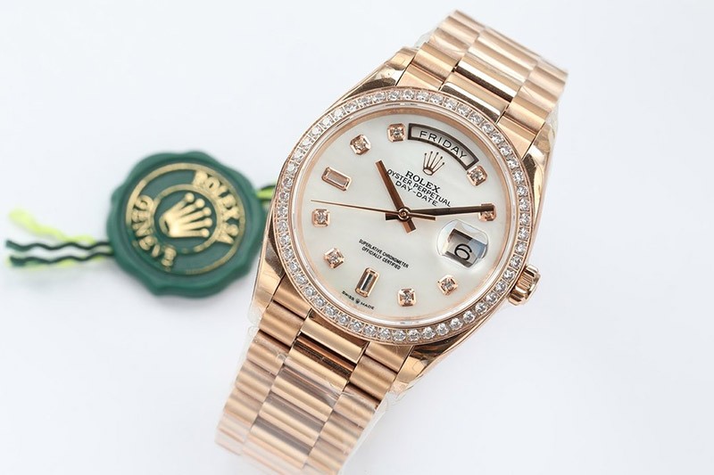 ★日本!!人気！ロレックス 時計 コピー デイデイト ホワイト 36mm rou61653激安送料無料
