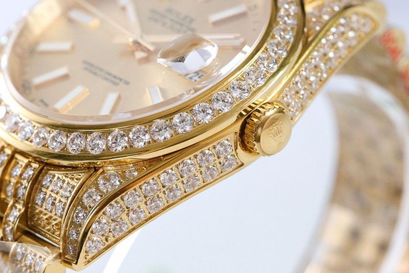 春もの新作 ロレックス 時計 スーパーコピー デイトジャスト 41MM シャンパン ダイヤモンドベゼル 18K roz21973N級品