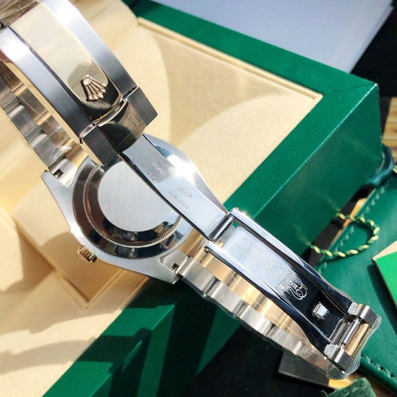 21AW新作 ロレックス コピー スカイドゥエラー 42MM 自動巻き roz56946代引きを販売