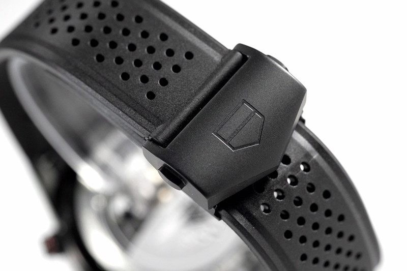 ★関税/送料込★タグホイヤー カレラ スーパーコピー 43 mm CAR201J.FT6087 TAo70228N級品