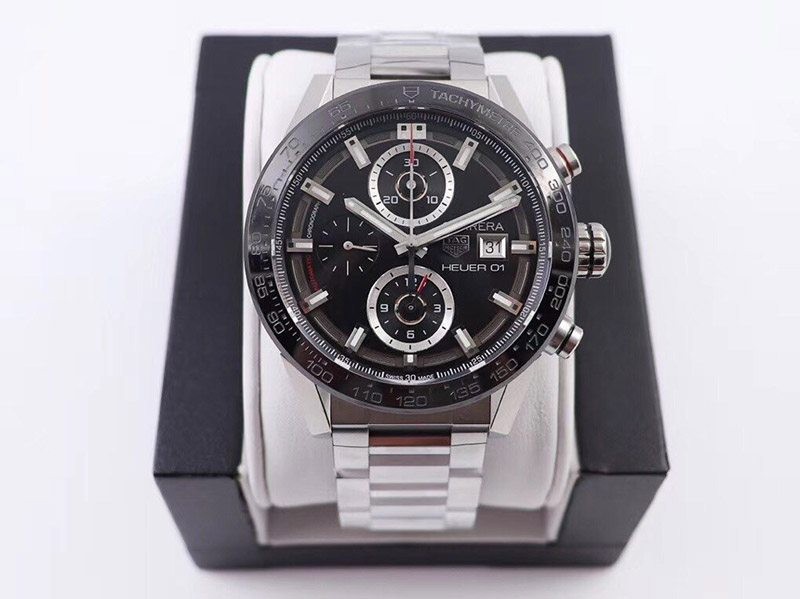 人気急上昇 タグホイヤー カレラ 偽物 スケルトン 文字盤 ステンレス メンズ 腕時計 43 mm TAi22171通販