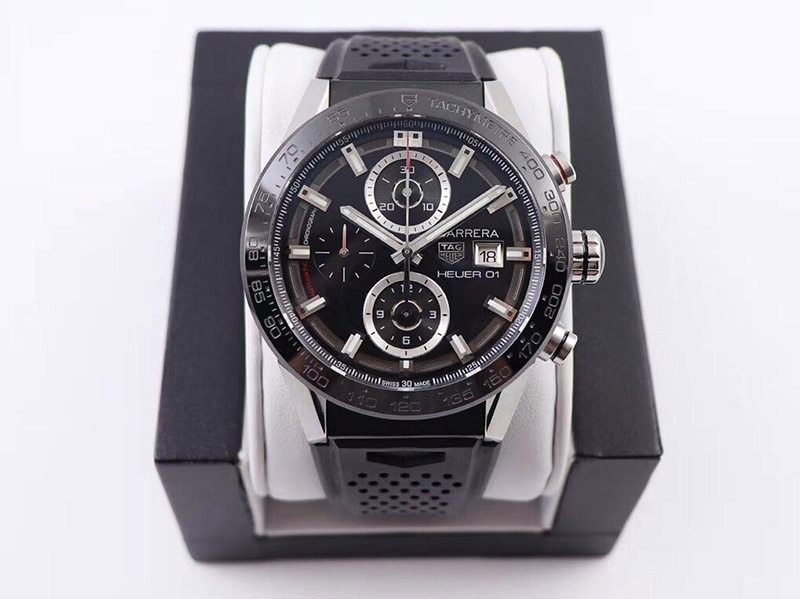 人気急上昇 タグホイヤー カレラ スケルトン コピー 文字盤 ステンレス メンズ 腕時計 43 mm TAi86398品質保証