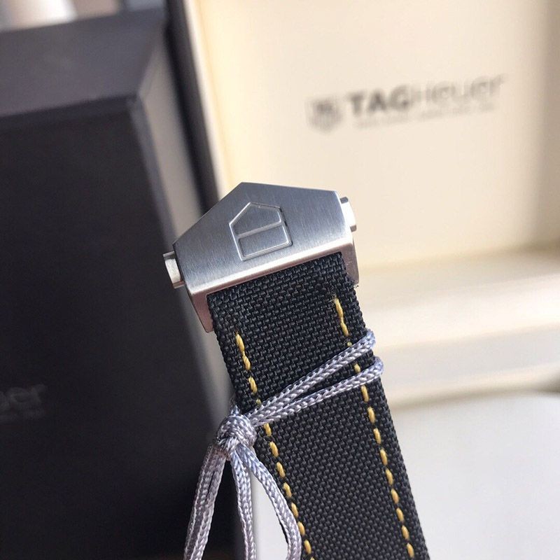 希少色 タグ ホイヤー コピー アクアレーサー 自動巻き ステンレス WAY211F.FC6362代引きを販売