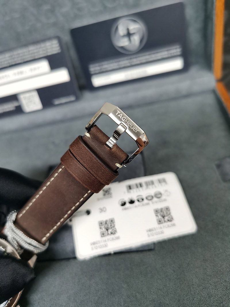 超希少！タグホイヤー オータヴィア コピー 自動巻ウォッチ 直径 42 mm WBE5114.FC8266人気