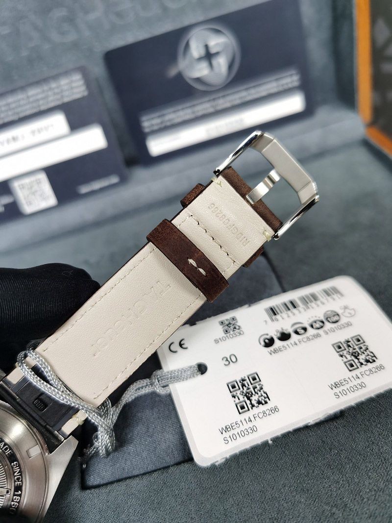 超希少！タグホイヤー オータヴィア コピー 自動巻ウォッチ 直径 42 mm WBE5114.FC8266最高級
