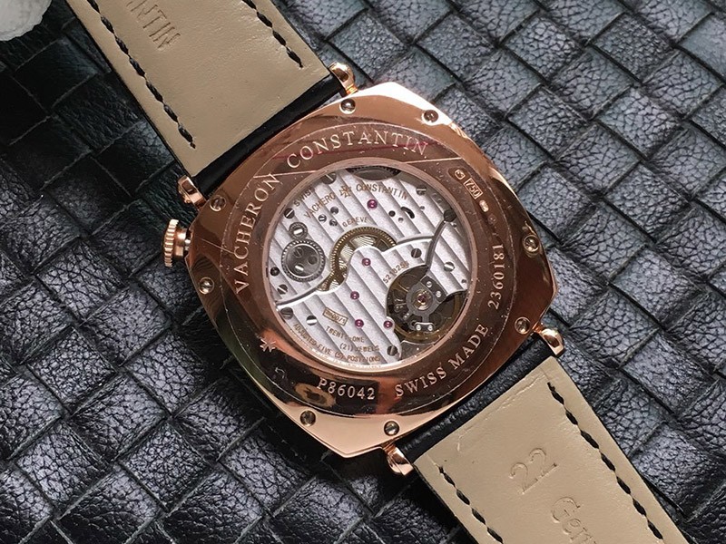入手困難 ヴァシュロンコンスタンタン ヒストリーク クロノグラフ vav63739N級品