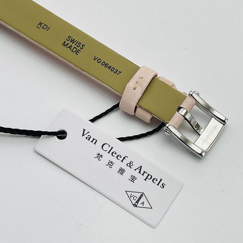 送料込ヴァンクリーフ＆アーペル 時計 コピー レディ アーペル ユール フィラント38mm vad25057N級品