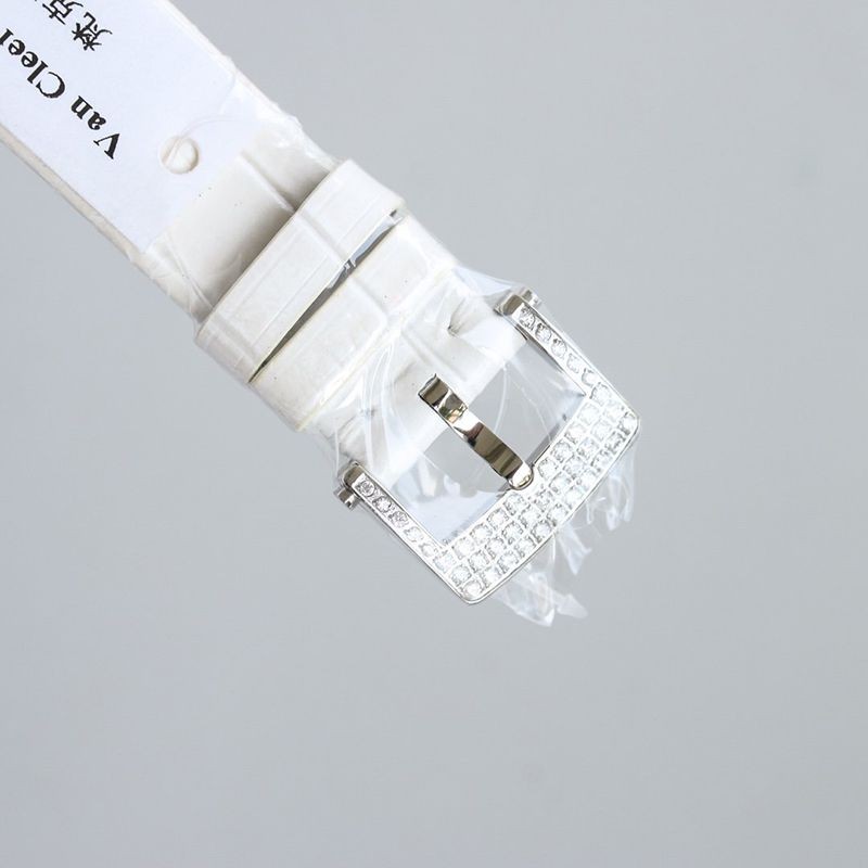 【人気】ヴァンクリーフ＆アーペル 時計 スーパーコピー チャーム ミニ ウォッチ 32mm vae86050最高級