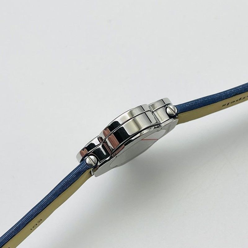 大人気！ヴァンクリーフ＆アーペル 時計 偽物 レディ アーペル ユール フィラント38mm vas25562高い品質