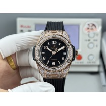 2025最新商品ウブロビッグバンコピー時計自動巻き 125836