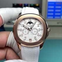 パテックフィリップアクアノートコピーホワイト文字盤新作入荷 5261R-001