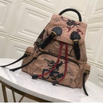 秋冬新作★バーバリー リュック コピー★ The Rucksack ナイロンバックパック Bah94961